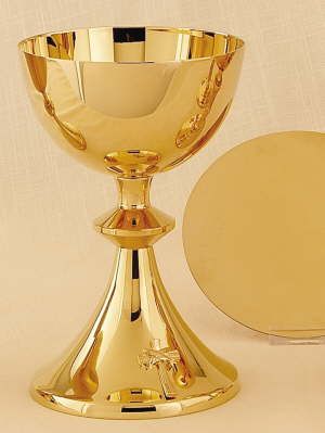 Gold Ciborium With Lid